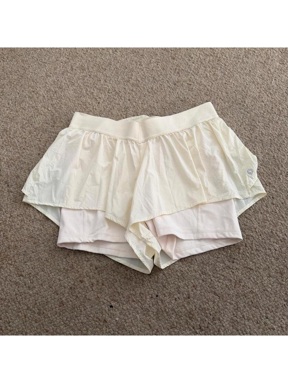 Butter Yellow Popflex flowy shorts